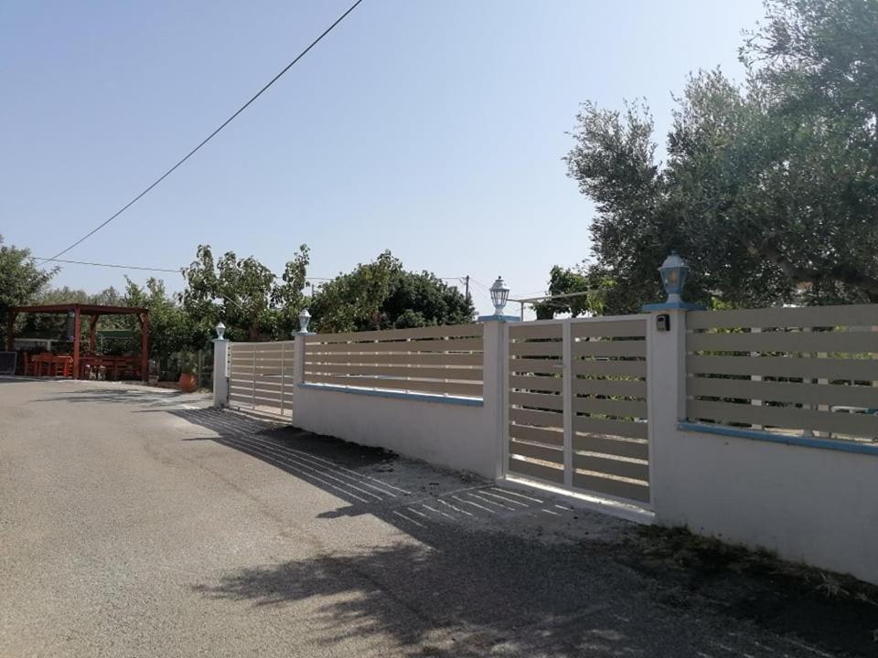 Villa Casa D'Armaros à Kíssamos Extérieur photo